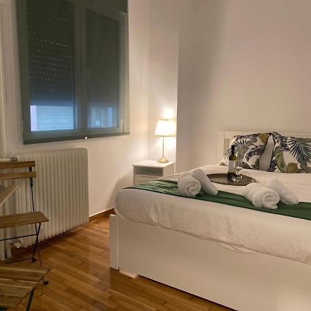 Elia Modern Apartment Афины Экстерьер фото
